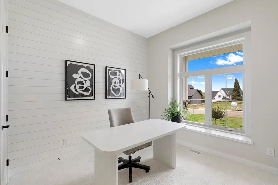 4938 Parkside Circle, Eagan, MN 55123 - Image #2