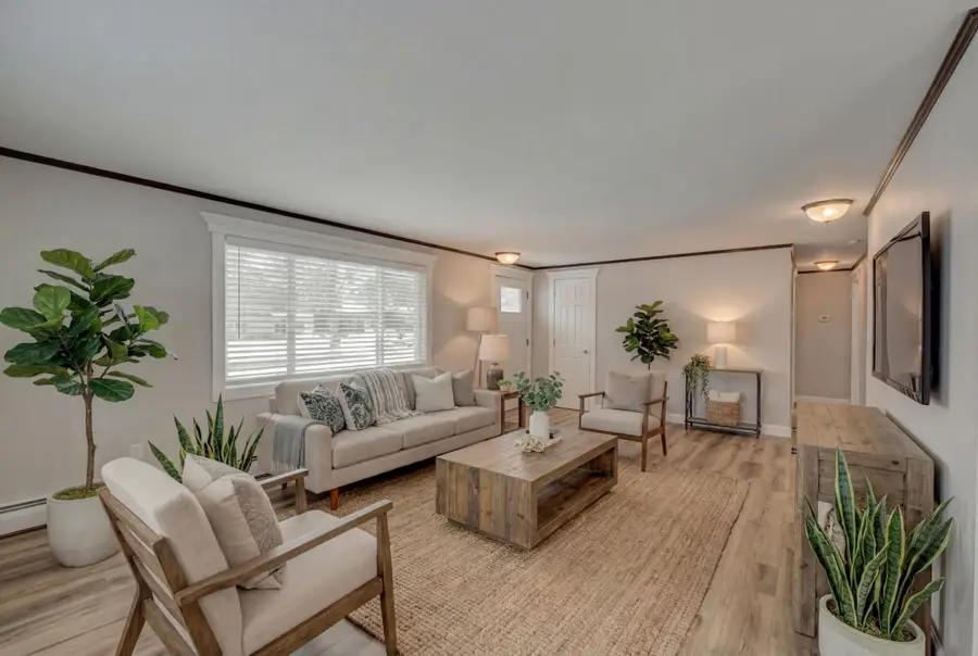 204 E Johnson Street, River Falls, WI 54022 - #3