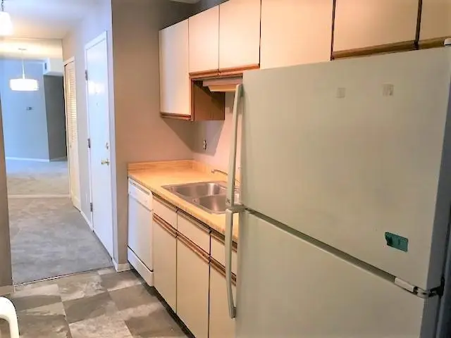 120 Demont Avenue E #109, Little Canada, MN 55117 - Image #2