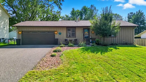 8389 69th Street S, Cottage Grove, MN 55016