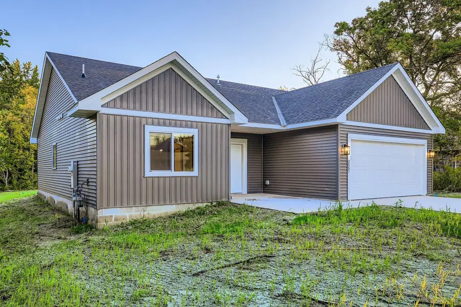 2557 County Rd I, Mounds View, MN 55112 - Image #2