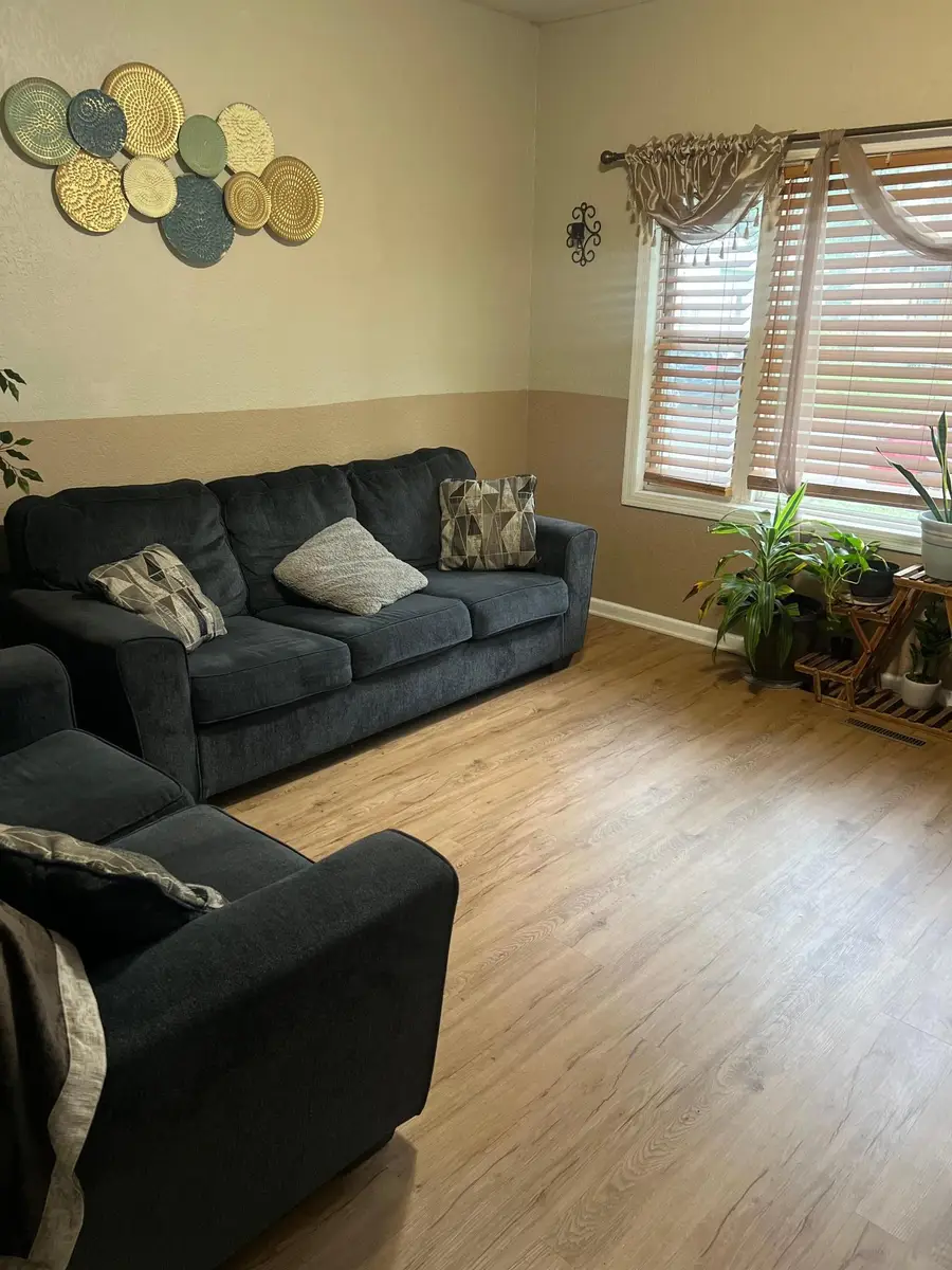 916 York Avenue, Saint Paul, MN 55106 - Image #2