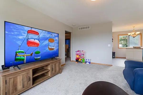 6827 Gingham Court, Monticello, MN 55362