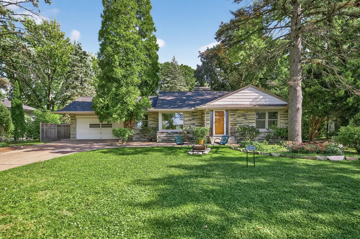 1544 Mississippi River Boulevard S, Saint Paul, MN 55116 - Image #1