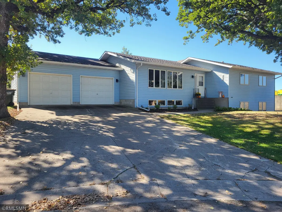 604 Fir Circle N, Glencoe, MN 55336 - Image #1