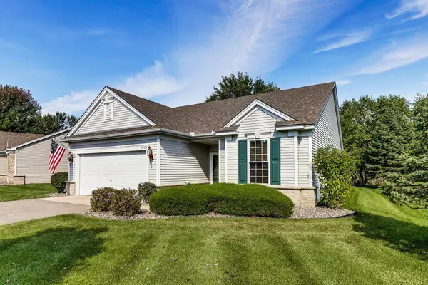 5082 157th Street, Hugo, MN 55038