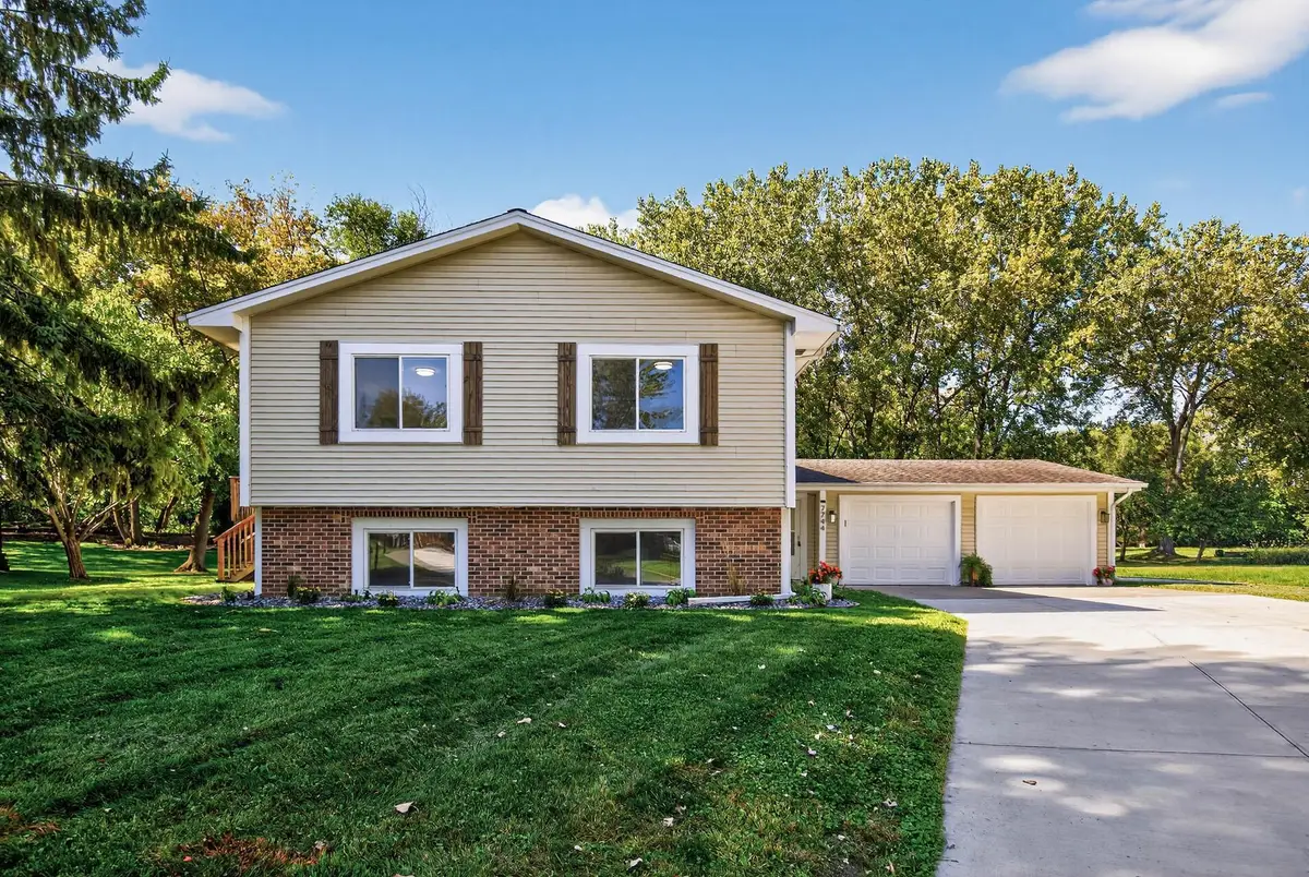 7744 Carnelian Lane, Eden Prairie, MN 55346 - Image #1