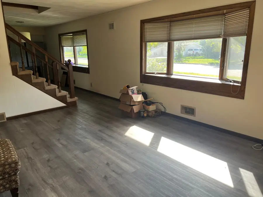 720 22nd Street Ne, Owatonna, MN 55060 - Image #2