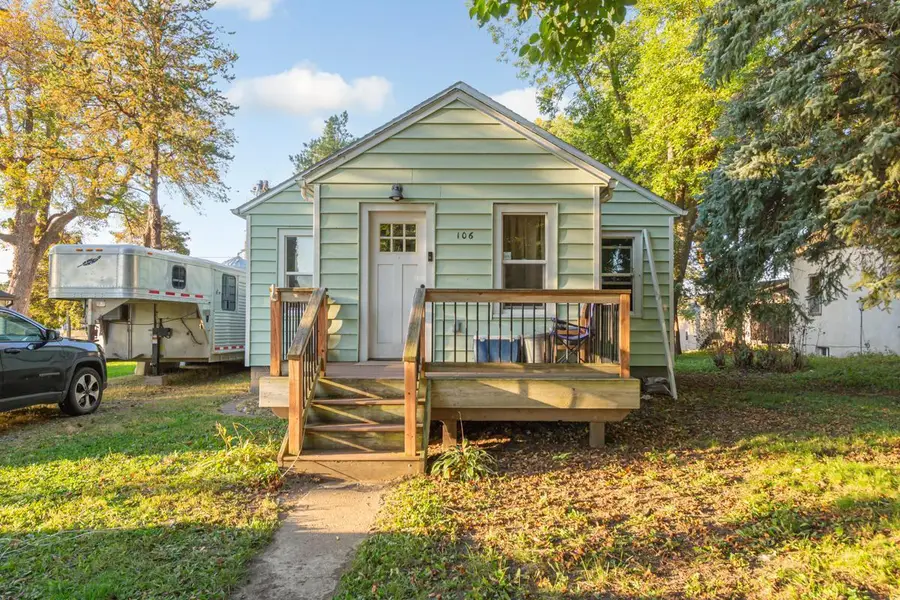 106 6th Avenue E, Ellendale, MN 56026 - Image #2