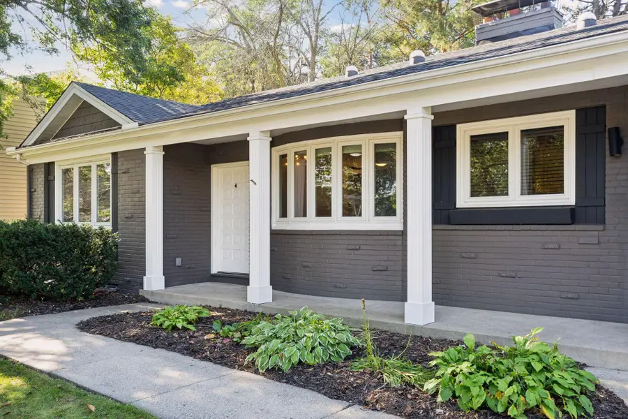 2465 Brunswick Avenue N, Golden Valley, MN 55422 - Image #2