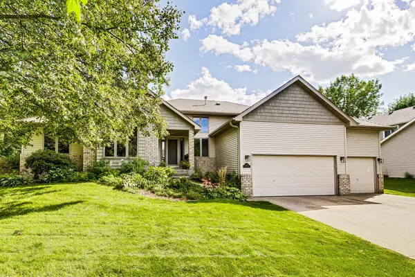440 Coyote Trail, Lino Lakes, MN 55014