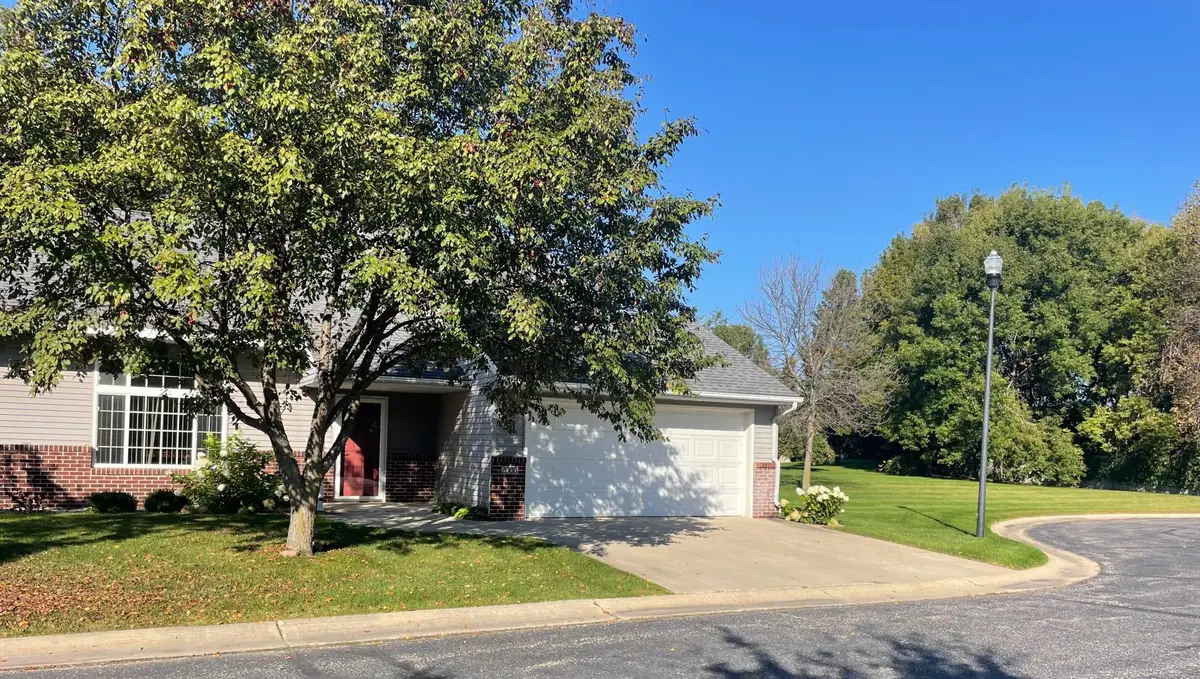 2000 Prairie Lane Sw, Willmar, MN 56201 - Image #1