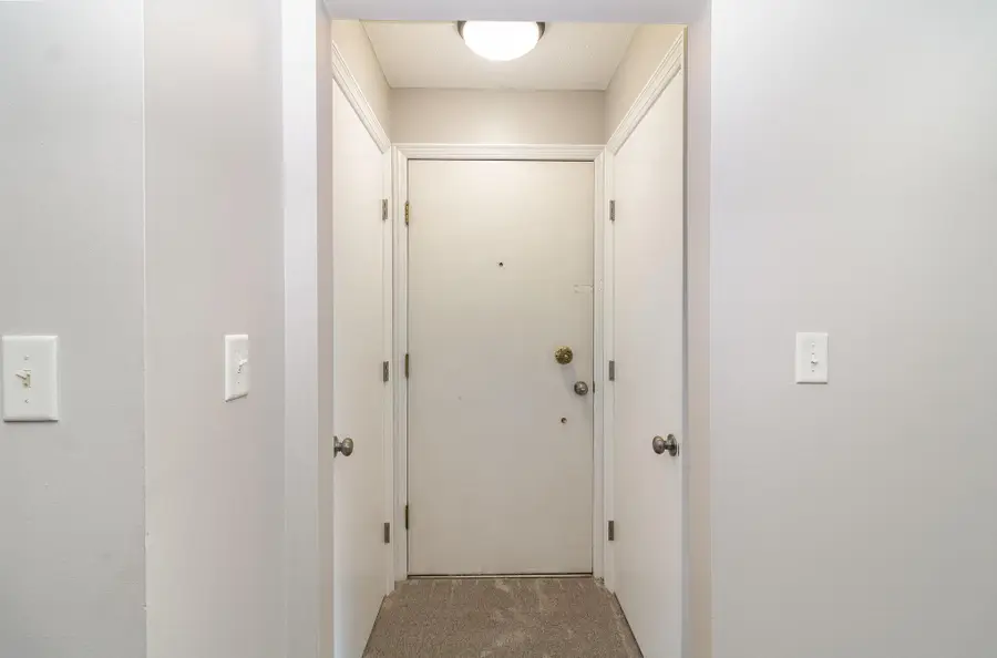 1345 Crestridge Lane #102, Eagan, MN 55123 - Image #3