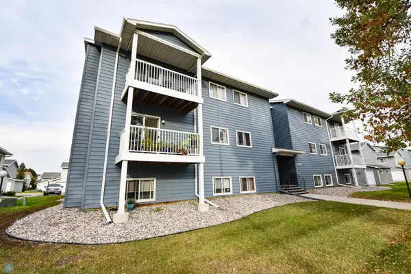 2535 25th Street S #204B, Fargo, ND 58103