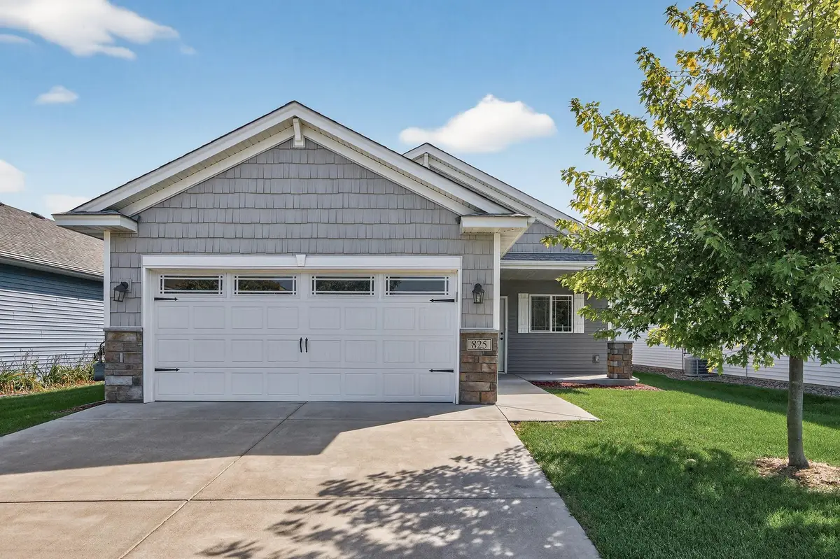 825 Golden Way Nw, Isanti, MN 55040 - Image #1