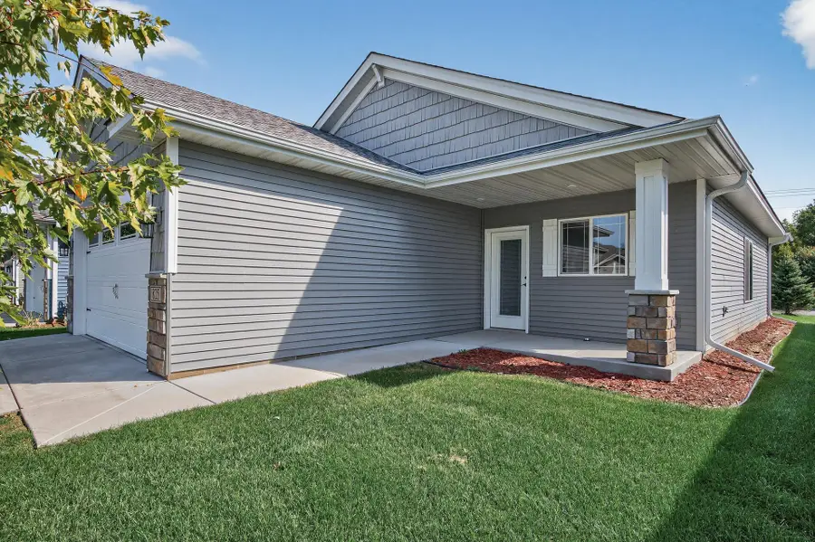 825 Golden Way Nw, Isanti, MN 55040 - Image #3