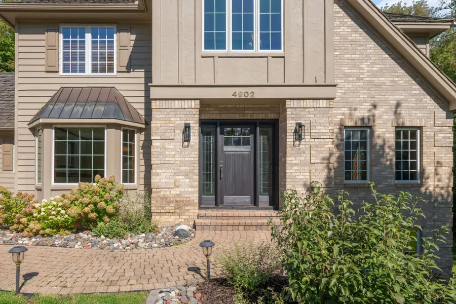 4902 Beacon Hill Road, Minnetonka, MN 55345 - Image #3