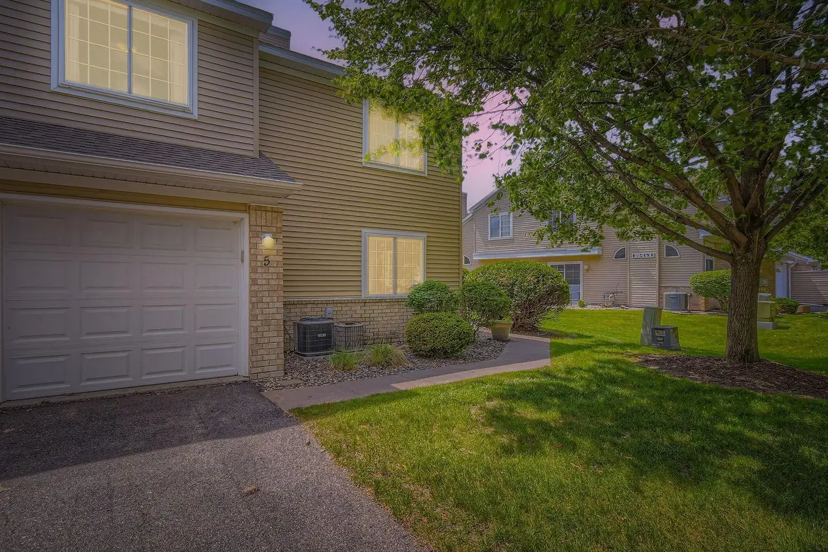 2225 Ranchview Lane N #5, Plymouth, MN 55447 - Image #1
