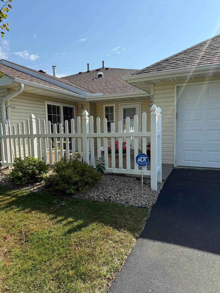 2007 10th Avenue W, Shakopee, MN 55379 - Image #2