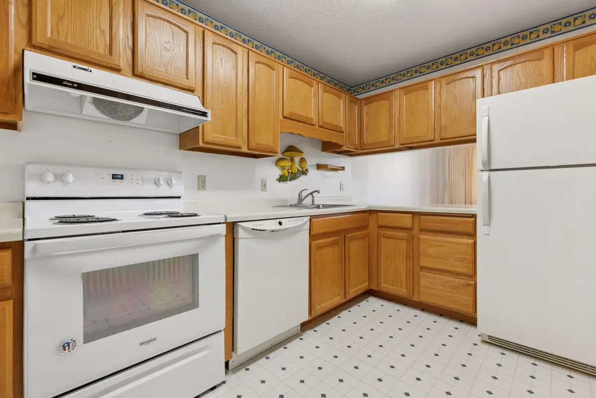 5697 Green Circle Drive #219, Minnetonka, MN 55343 - Image #1