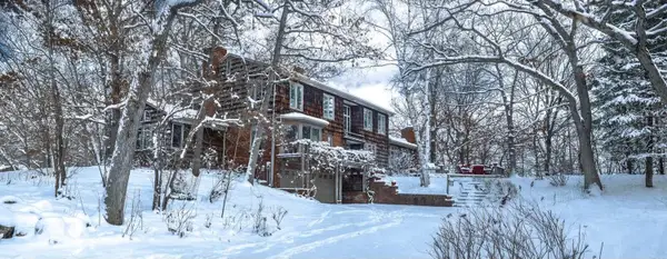 2 Crocus Lane, North Oaks, MN 55127