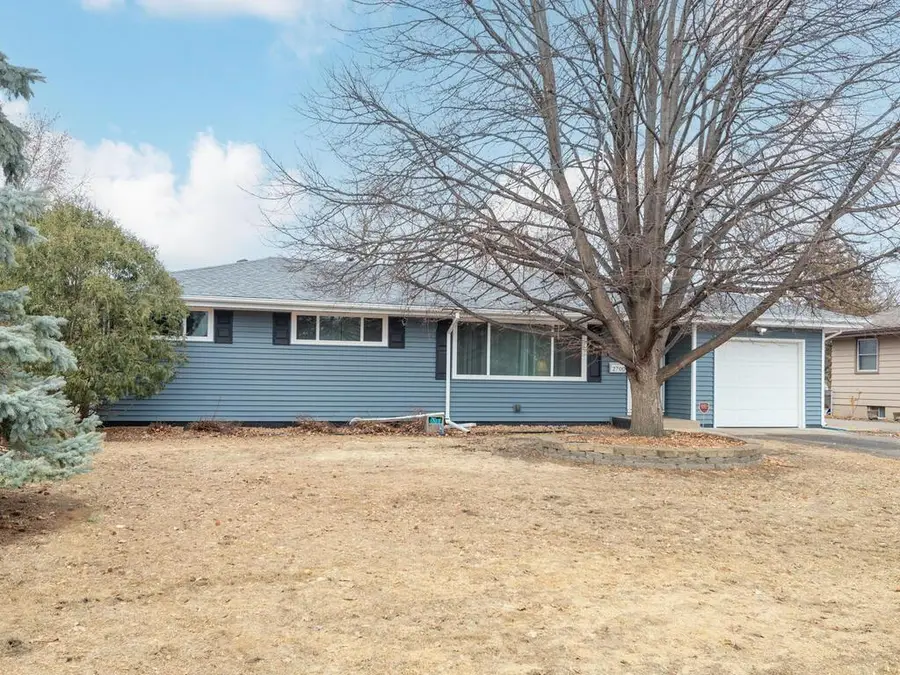 2700 64th Avenue N, Brooklyn Center, MN 55430 - #3