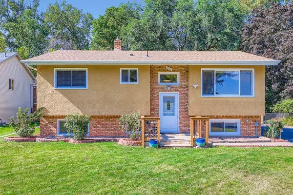 2561 Edgerton Street, Little Canada, MN 55117