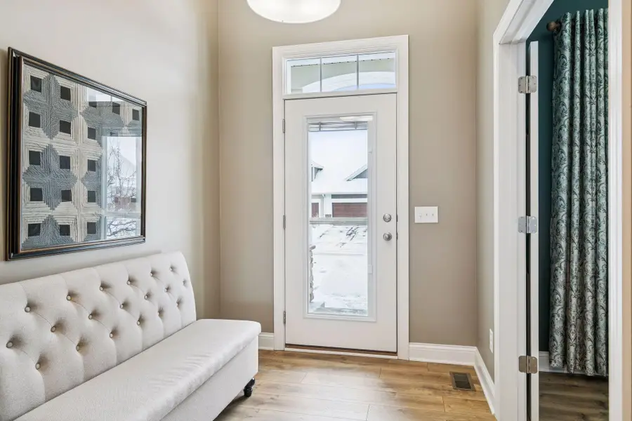 16536 Diamonte Path, Lakeville, MN 55044 - Image #3