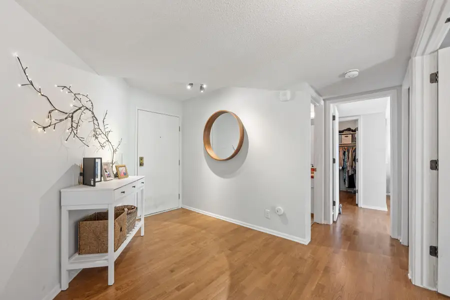 3030 Saint Albans Mill Road #115, Minnetonka, MN 55305 - Image #2