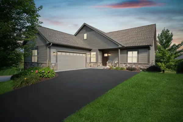 115 Crest Drive, Carver, MN 55315