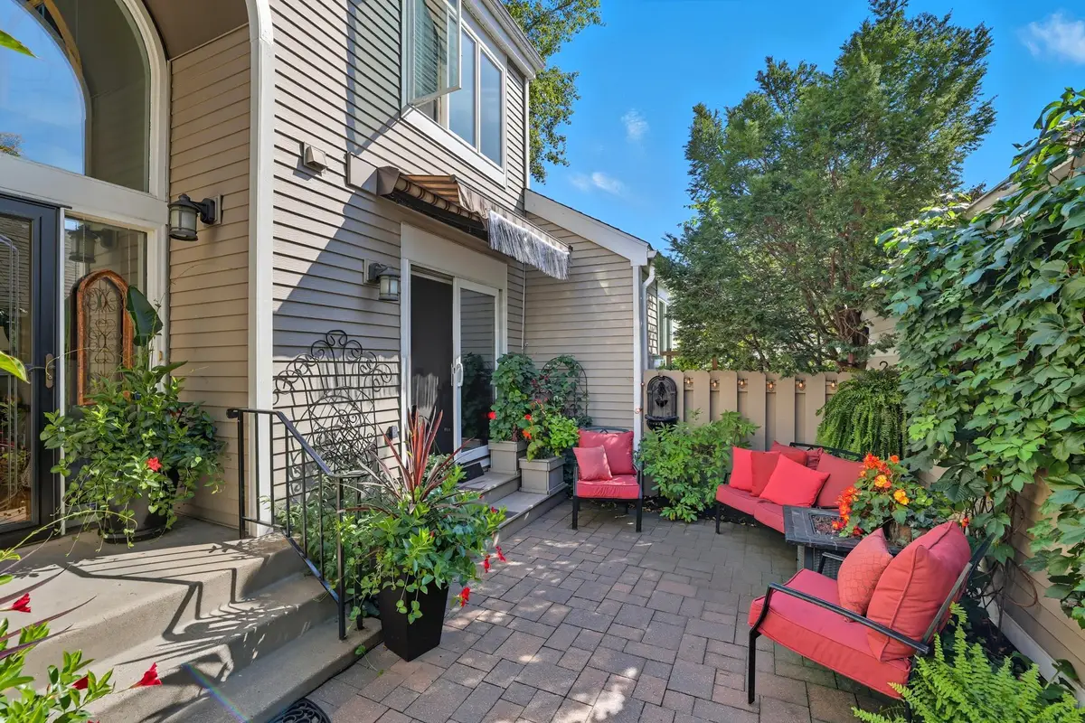 1115 Edgcumbe Road, Saint Paul, MN 55105 - Image #1