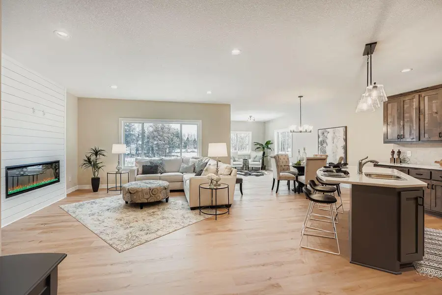 6334 Goodwin Lane, Wyoming, MN 55092 - Image #3