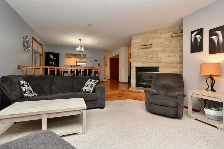 386 Pleasant Hill Drive, Winona, MN 55987 - Image #3