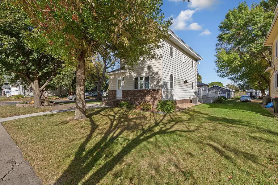 210 4th Street S, Gaylord, MN 55334 - Image #3