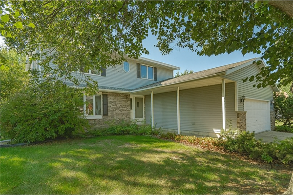 4412 Newcastle Lane Nw, Rochester, MN 55901