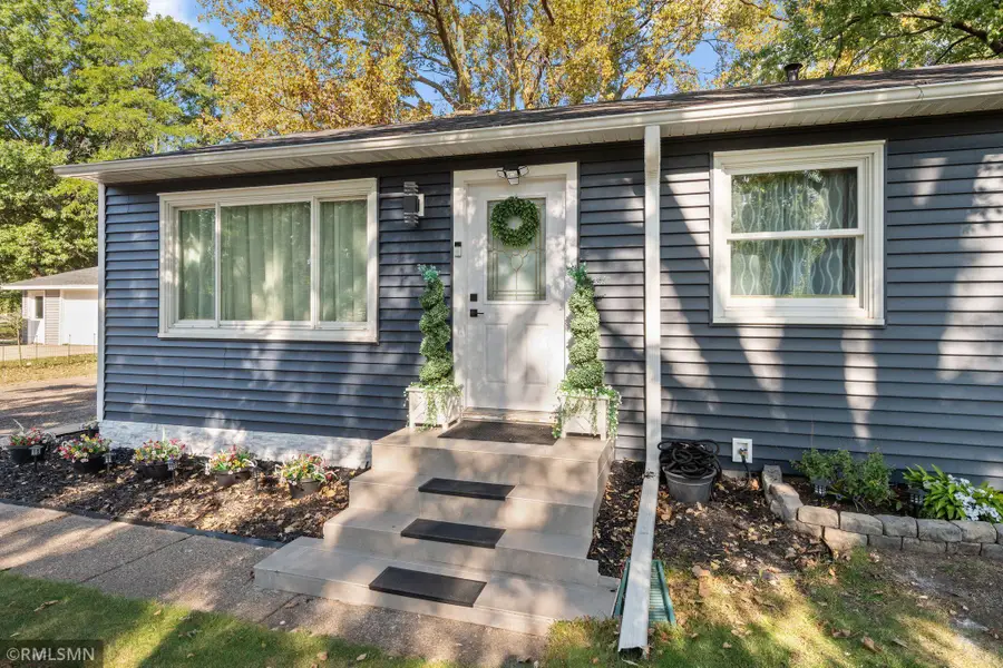 1715 Hillview Road, Shoreview, MN 55126 - Image #3