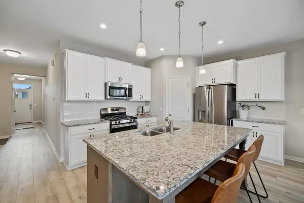 966 Maple Hill Road, Newport, MN 55055