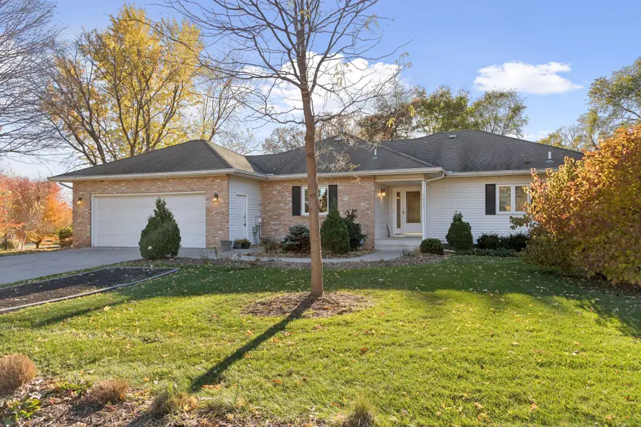 1837 Victoria Road S, Saint Paul, MN 55118 - #2