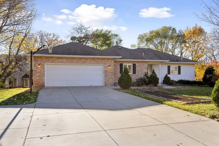 1837 Victoria Road S, Saint Paul, MN 55118 - #3