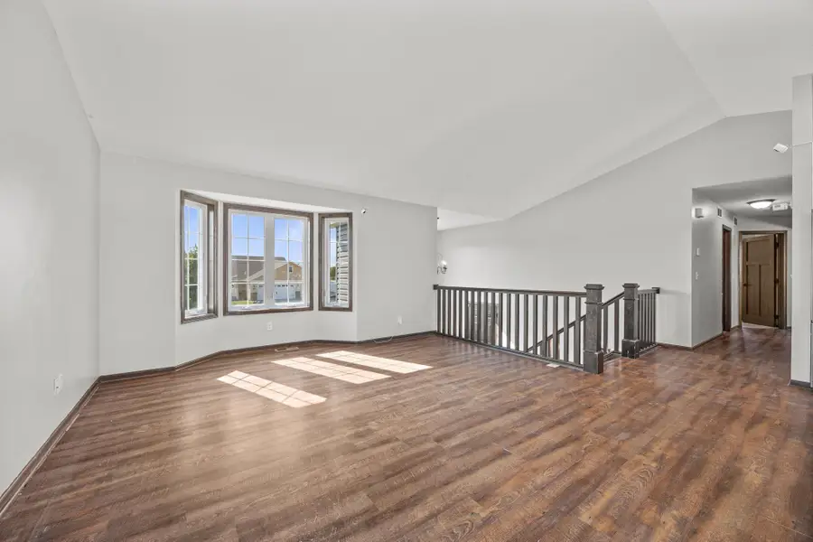 197 Eau Claire Avenue Se, Hutchinson, MN 55350 - Image #2