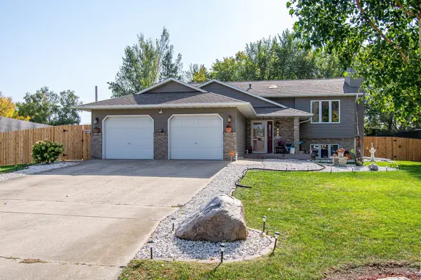 429 Valley Avenue, Moorhead, MN 56560