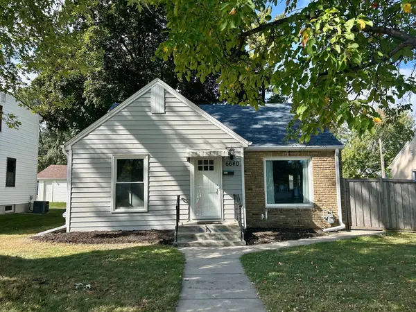 6640 Vincent Avenue S, Richfield, MN 55423