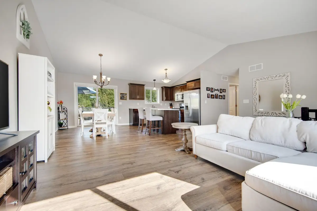 3507 Ridgeline Drive Se, Rochester, MN 55904 - Image #1