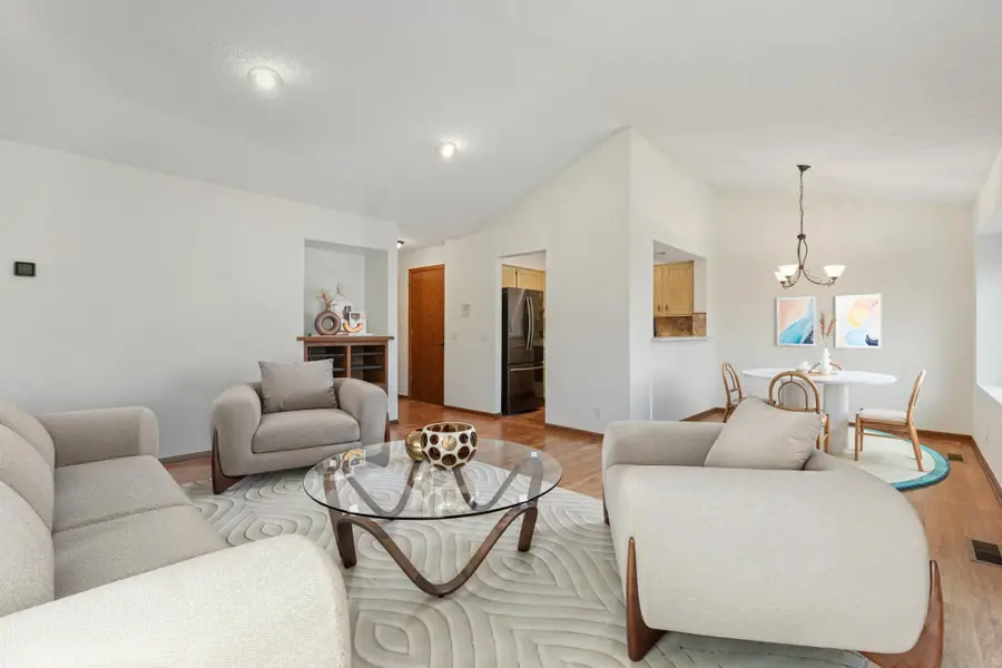 4370 Buckingham Court #1407, Vadnais Heights, MN 55127 - Image #2