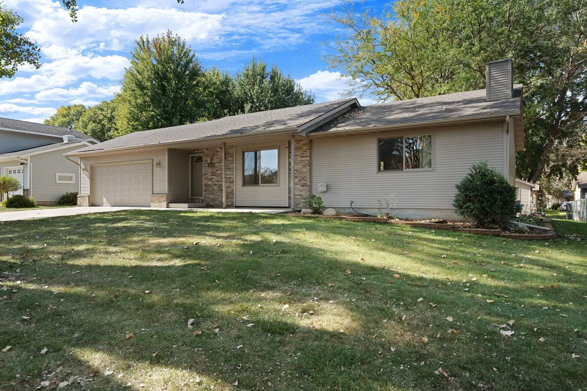 2080 La Casa Lane Se, Owatonna, MN 55060 - Image #1