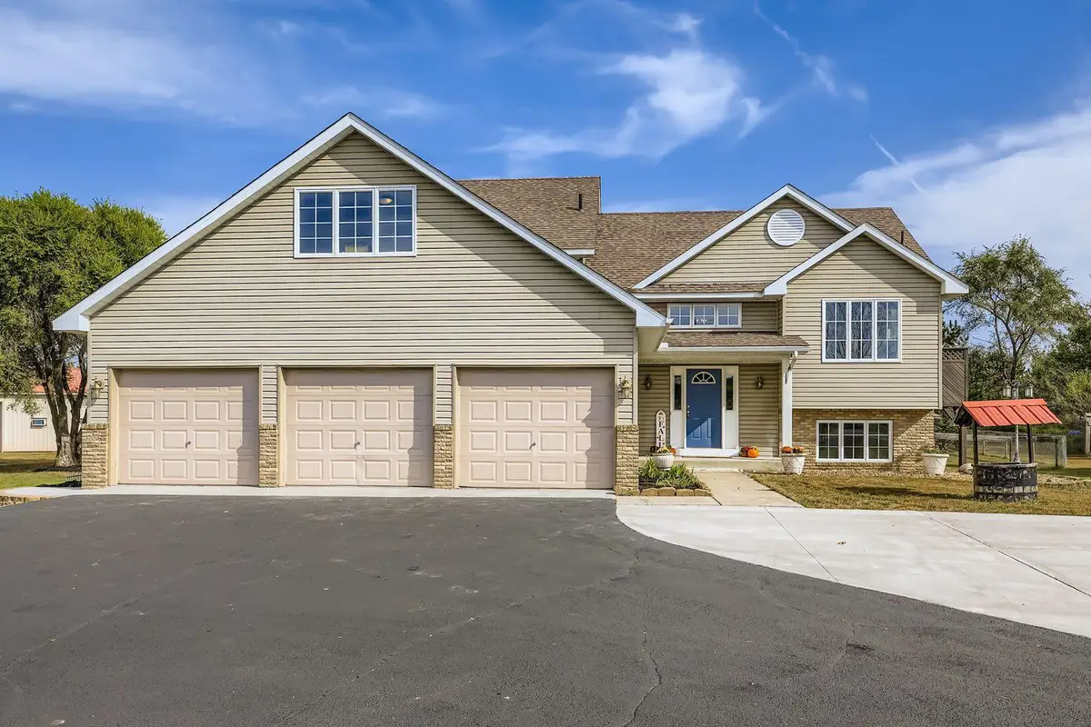 17597 Fillmore Street Nw, Elk River, MN 55330 - Image #1