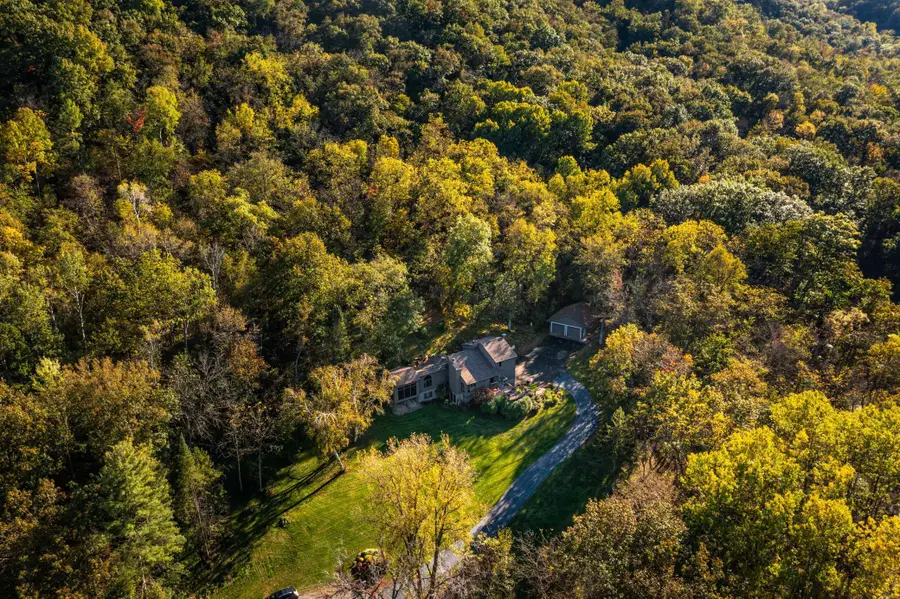 7030 Birchwood Drive, La Crescent, MN 55947 - Image #2