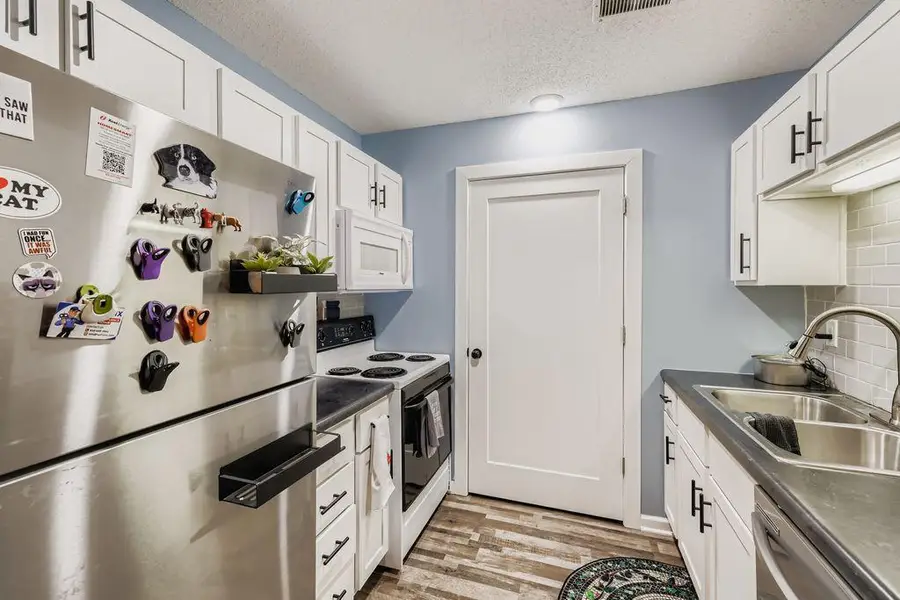 970 Monterey Drive, Shoreview, MN 55126 - Image #3