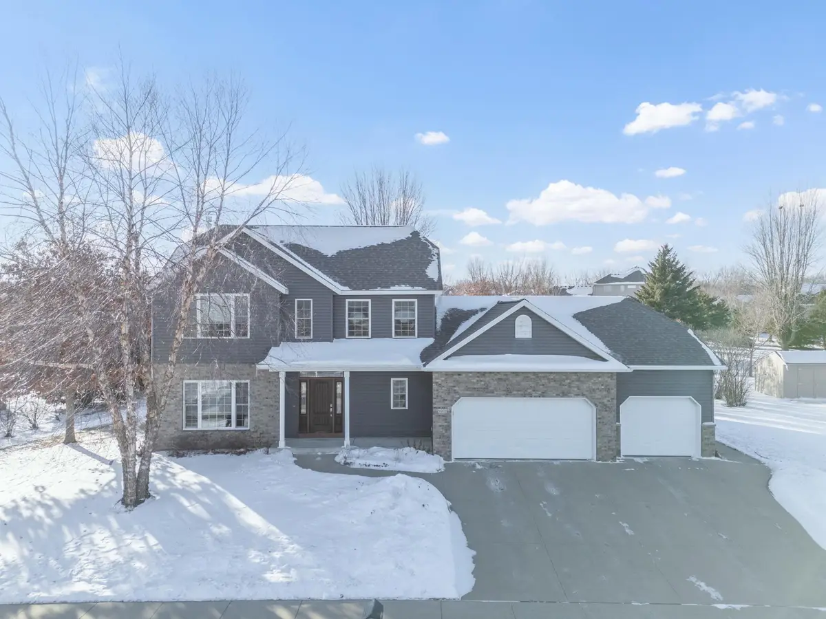 5005 Scenic Oak Drive Sw, Rochester, MN 55902 - Image #1