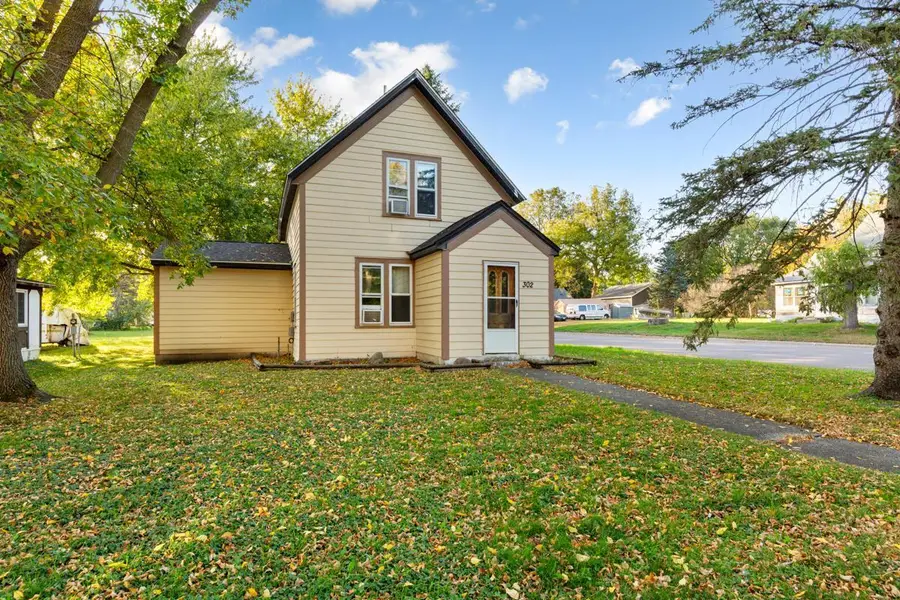 302 S Renville Street, Winthrop, MN 55396 - Image #2